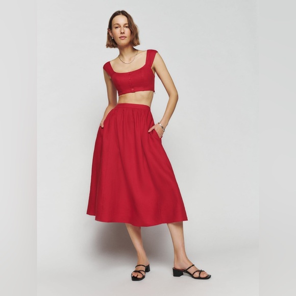 Reformation Teya Linen Two Piece In Cherry, size 2, brand new, never worn. - Picture 2 of 14